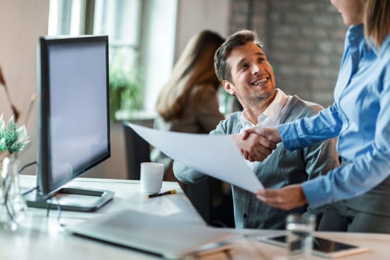 Alegra busca talento IA: abre más de 40 vacantes 